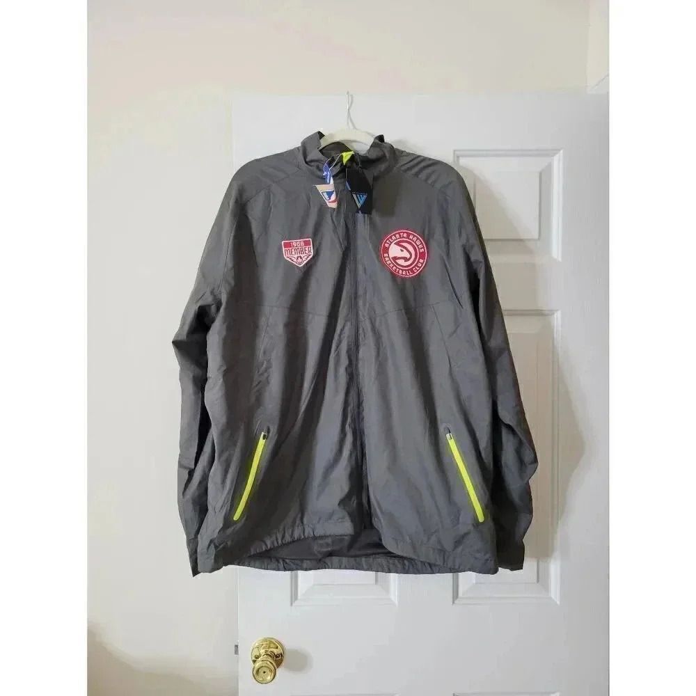Atlanta Hawks Men's Large Fullzip Gray Red Windbreaker Jacket NWT